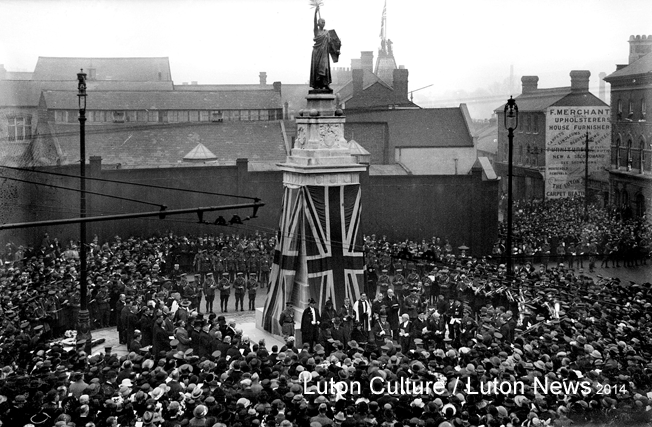 Luton War Memorial unveiling