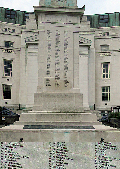 Luton War Memorial