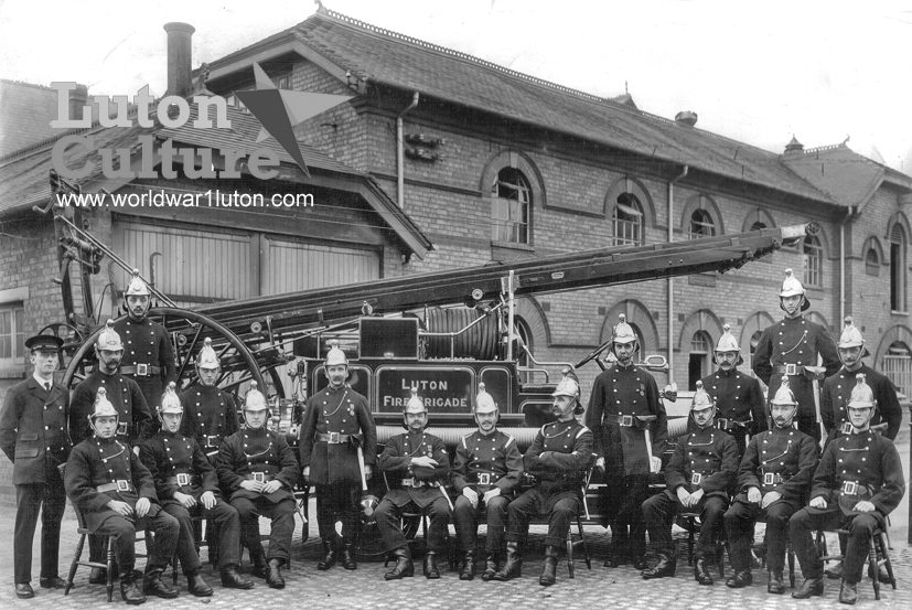 Luton firemen 1917
