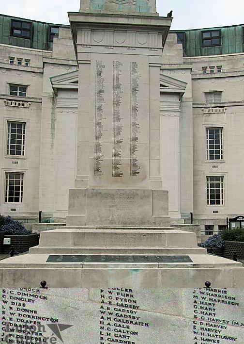 Luton War Memorial
