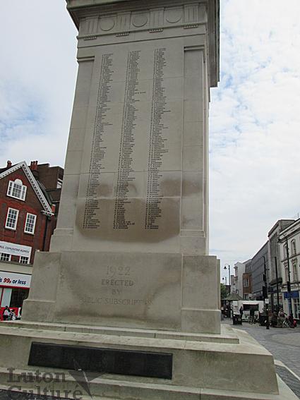 Luton War Memorial